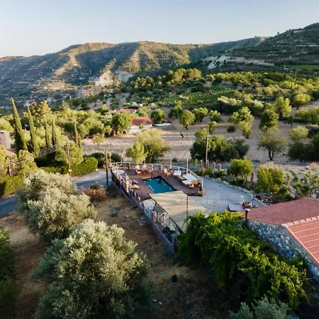 Rozana House Holiday home Silikou