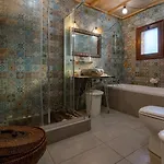 Rozana House Holiday home Silikou