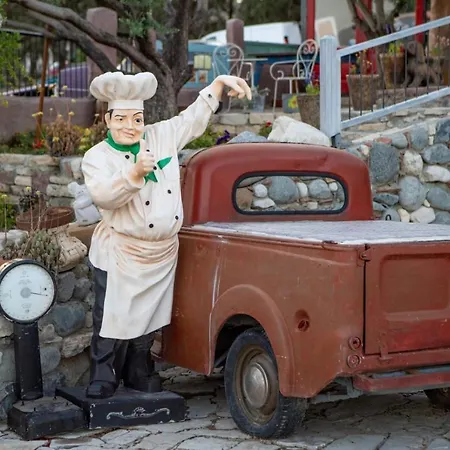 Nyaraló Rozana House