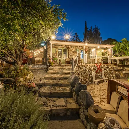Rozana House Silikou