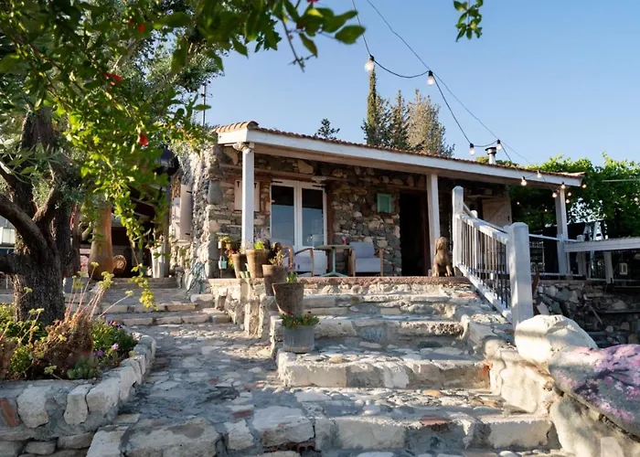 Semesterbostad Rozana House